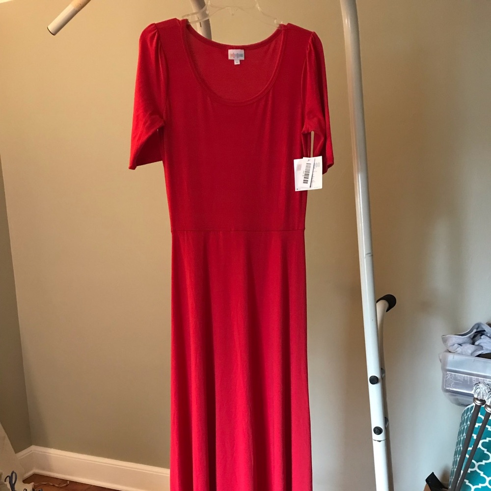 Red LuLaRoe Ana dress size Medium